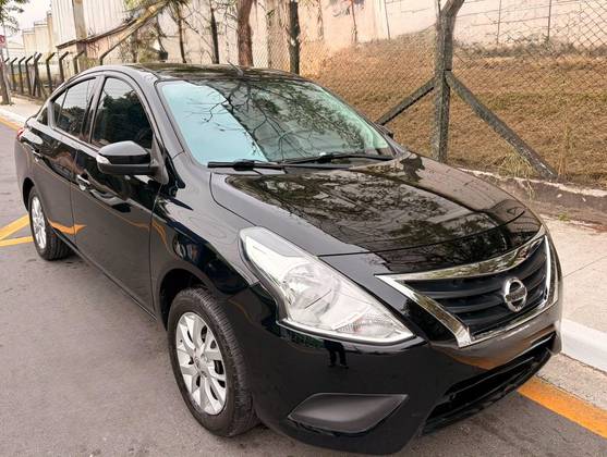 NISSAN VERSA 1.6 16V FLEXSTART SV 4P XTRONIC NISSAN VERSA 1.6 16V FLEXSTART SV 4P XTRONIC